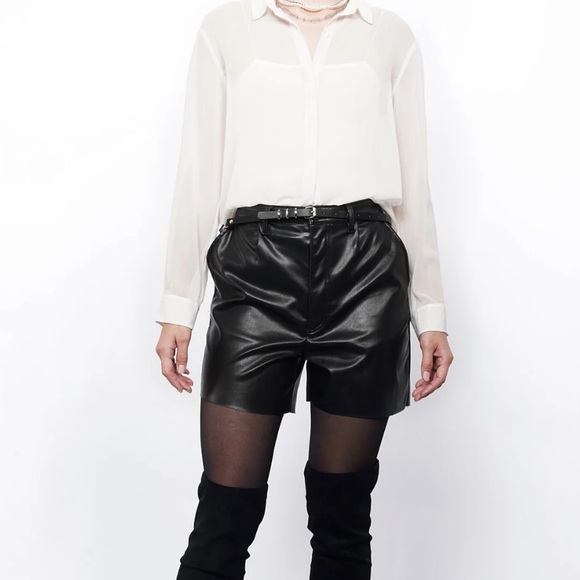 THE EMPOWER SHEER LONG SLEEVE BUTTON UP - Picture 1 of 7